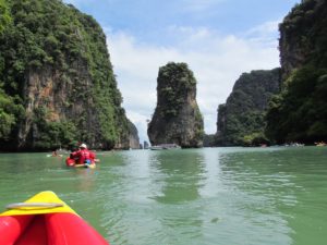 James Bond Sea Canoe by Speed Boat