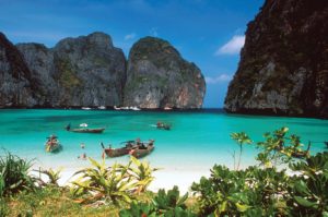 Phi Phi Island Tour by Big Boat (Transfer Normal)