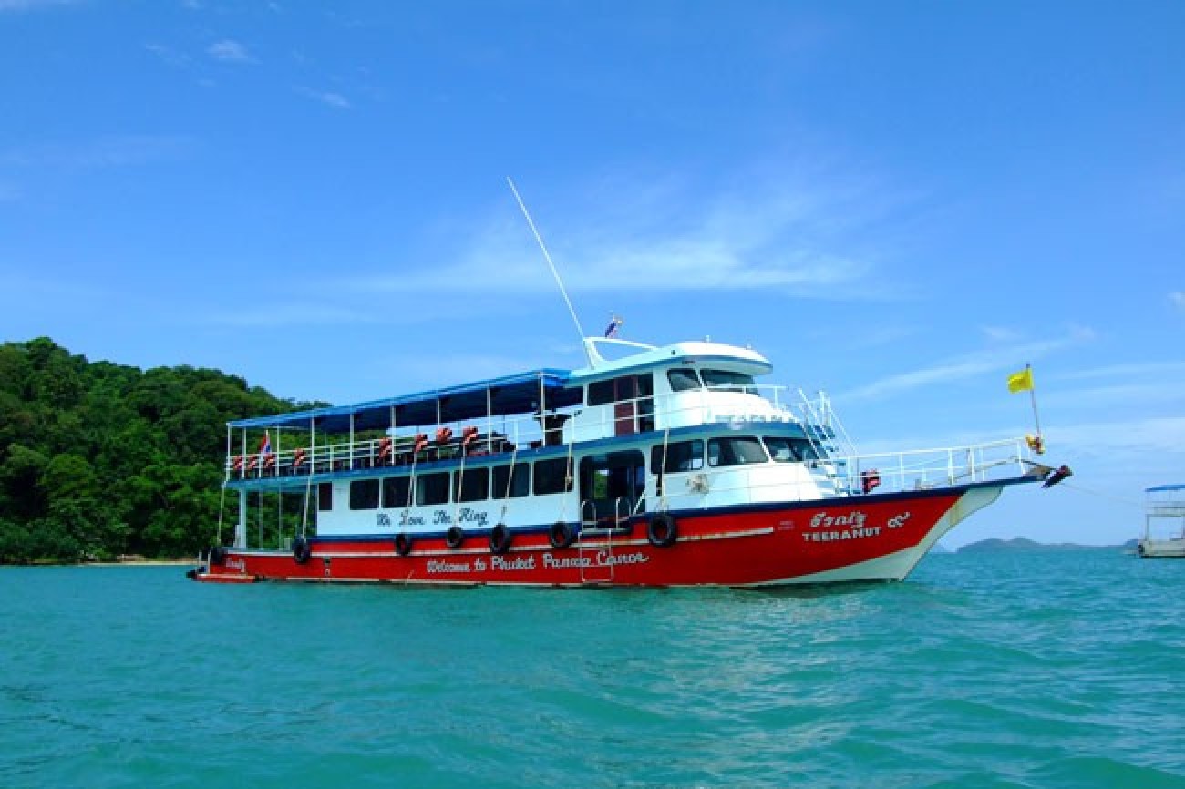 Phi Phi + Maya + Khai Island Tour with Lunch by Speed Boat