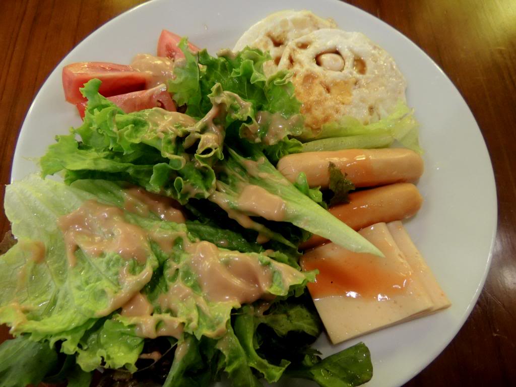 Coral Island with Thai Lunch